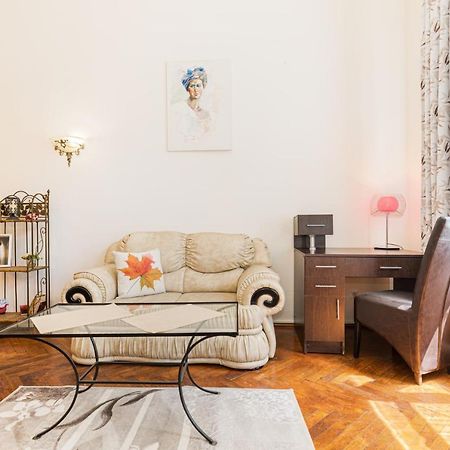 Hera Apartment - Old Town Brassó Kültér fotó