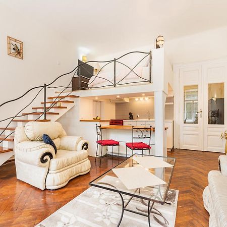 Hera Apartment - Old Town Brassó Kültér fotó